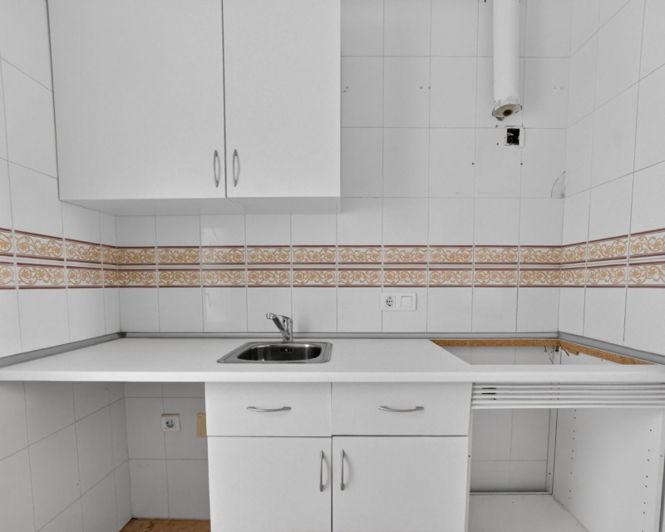 Image No.15-2 Bed Apartment for sale