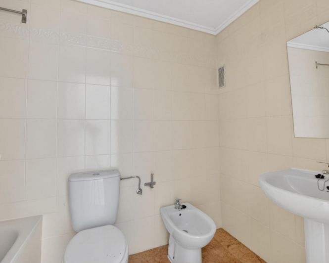 Image No.19-2 Bed Apartment for sale