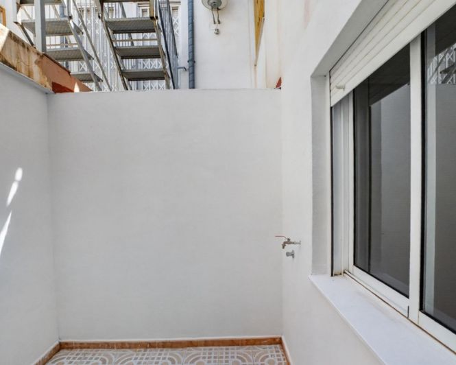 Image No.22-2 Bed Apartment for sale