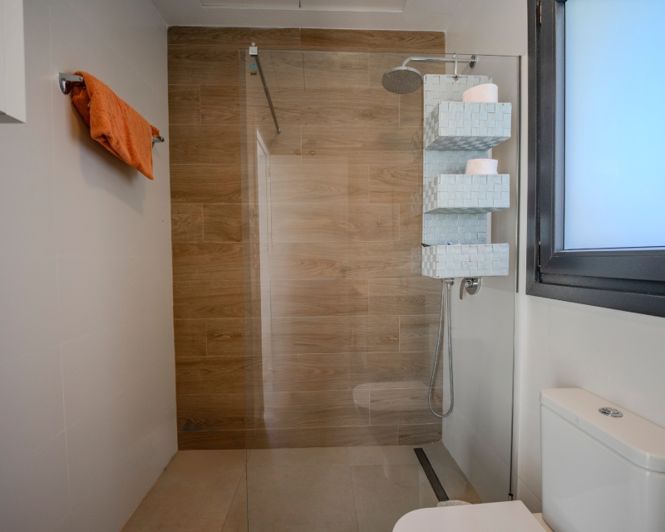 Image No.27-3 Bed Townhouse for sale