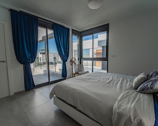 Image No.22-3 Bed Villa for sale