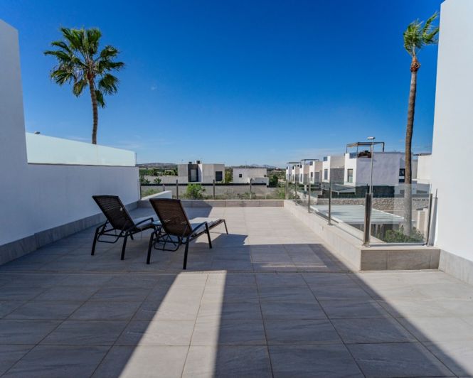 Image No.28-3 Bed Villa for sale