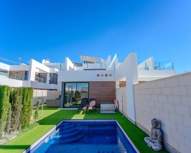 Image No.30-3 Bed Villa for sale