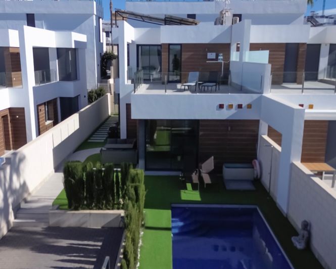 Image No.34-3 Bed Villa for sale