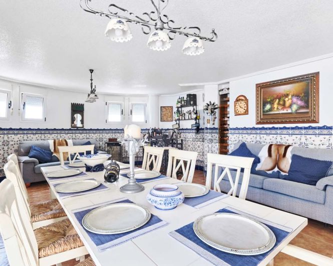 Image No.26-4 Bed Villa for sale