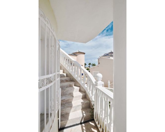 Image No.34-4 Bed Villa for sale