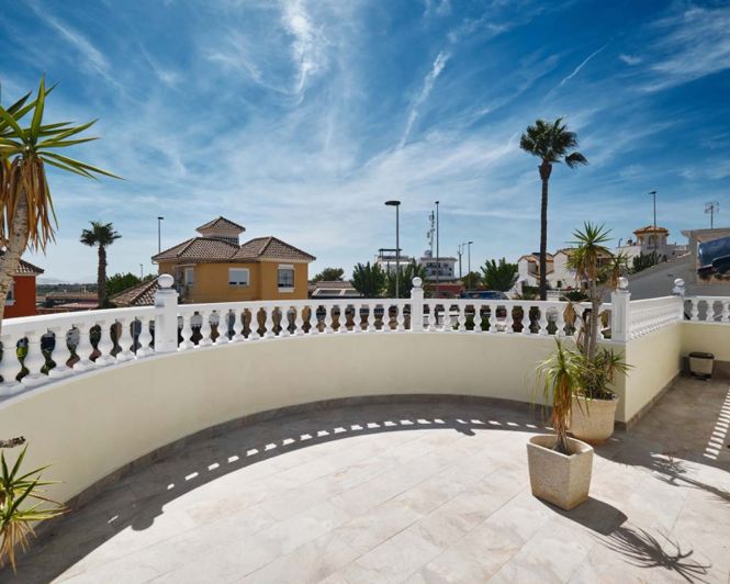 Image No.45-4 Bed Villa for sale