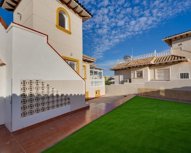 Image No.15-4 Bed Villa for sale