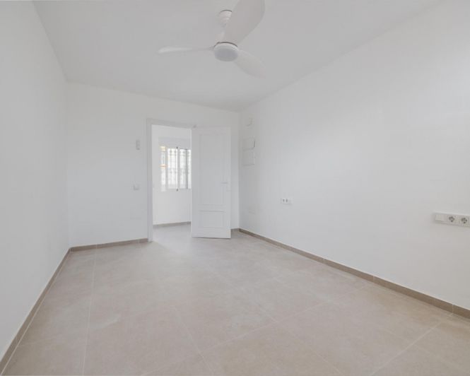 Image No.34-4 Bed Villa for sale