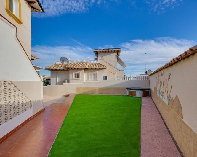 Image No.40-4 Bed Villa for sale