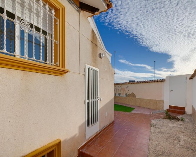 Image No.44-4 Bed Villa for sale