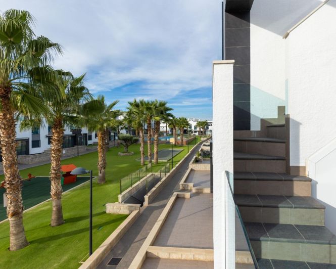 Image No.21-2 Bed Apartment for sale