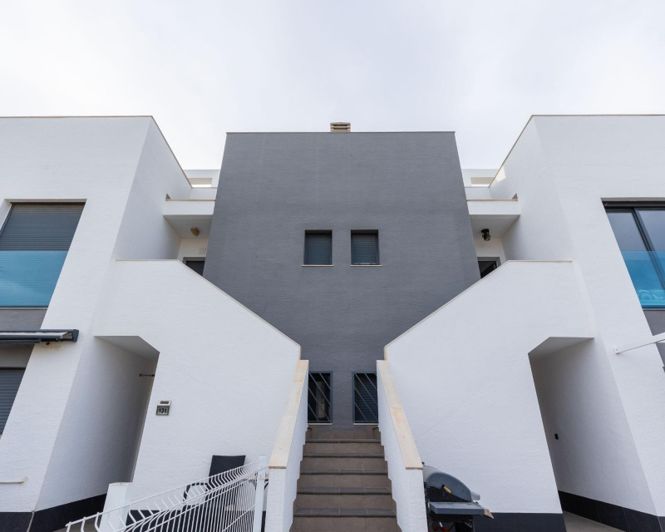 Image No.31-2 Bed Apartment for sale