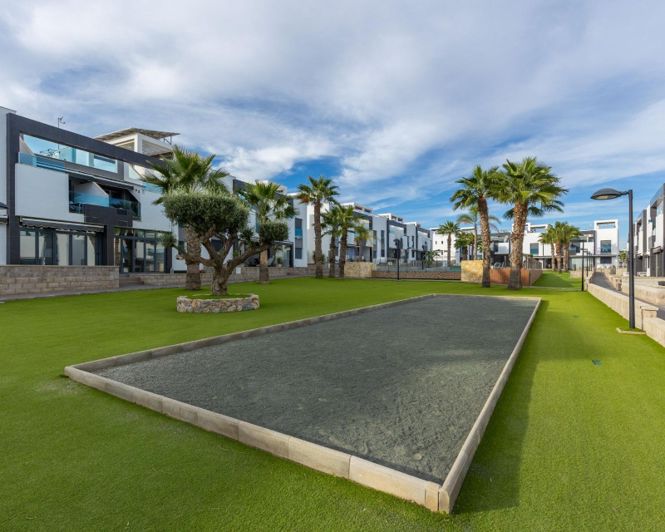 Image No.37-2 Bed Apartment for sale