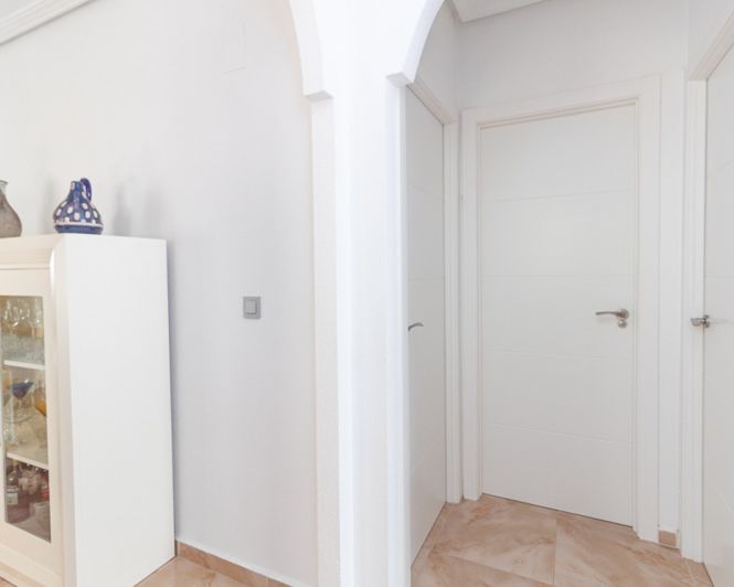 Image No.14-3 Bed Townhouse for sale