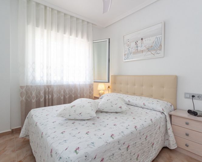 Image No.15-3 Bed Townhouse for sale