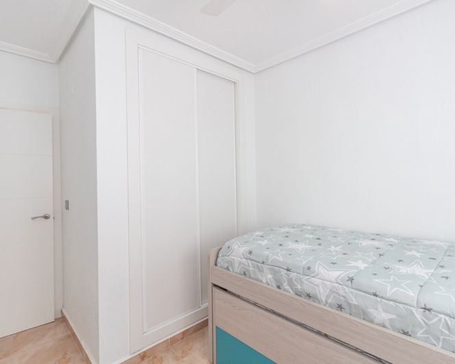 Image No.20-3 Bed Townhouse for sale