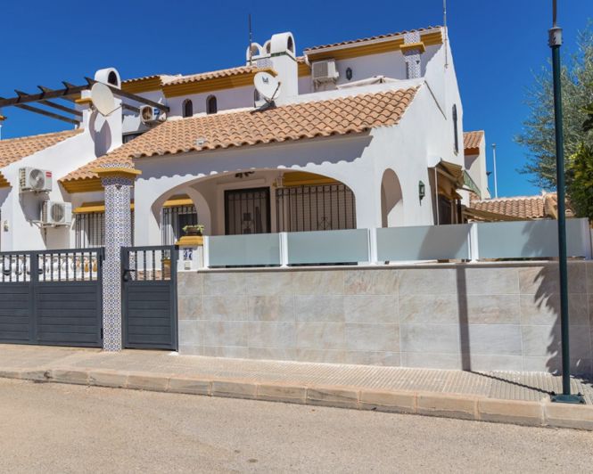 Image No.39-3 Bed Townhouse for sale