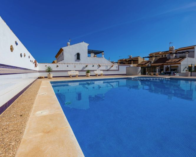 Image No.42-3 Bed Townhouse for sale