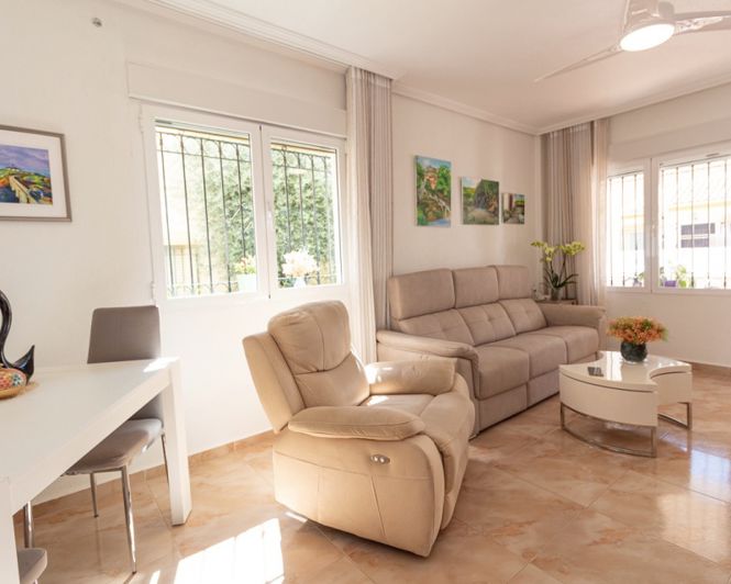 Image No.6-3 Bed Townhouse for sale