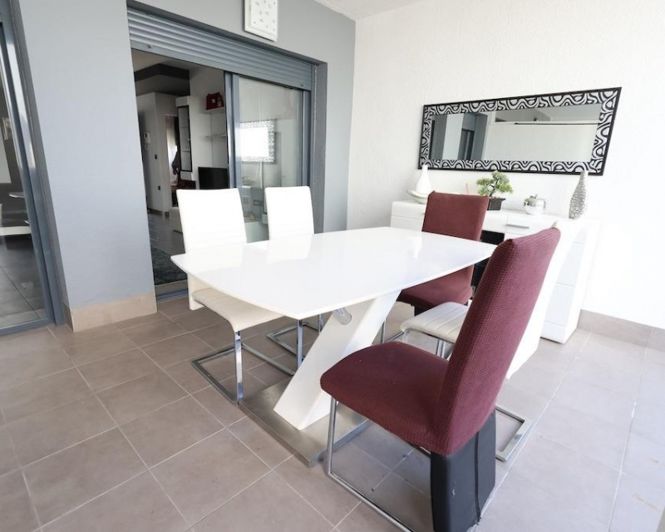 Image No.40-2 Bed Apartment for sale