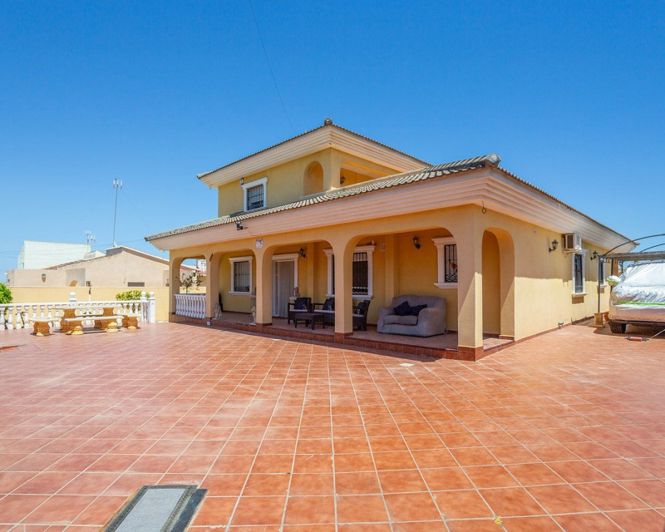 Image No.36-6 Bed Villa for sale