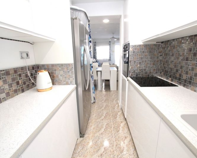 Image No.14-3 Bed Townhouse for sale