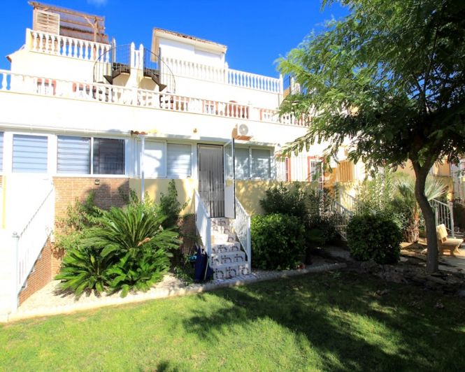 Image No.16-3 Bed Townhouse for sale