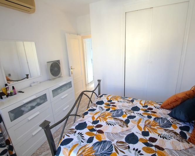 Image No.19-3 Bed Townhouse for sale