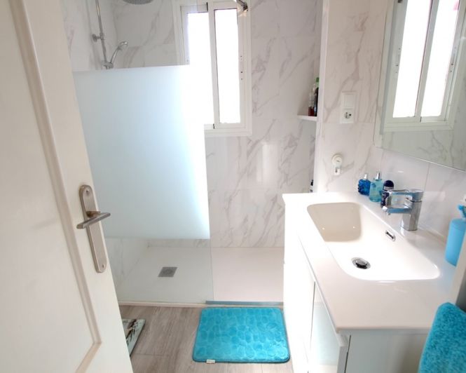 Image No.21-3 Bed Townhouse for sale