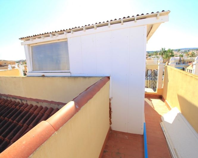 Image No.25-3 Bed Townhouse for sale