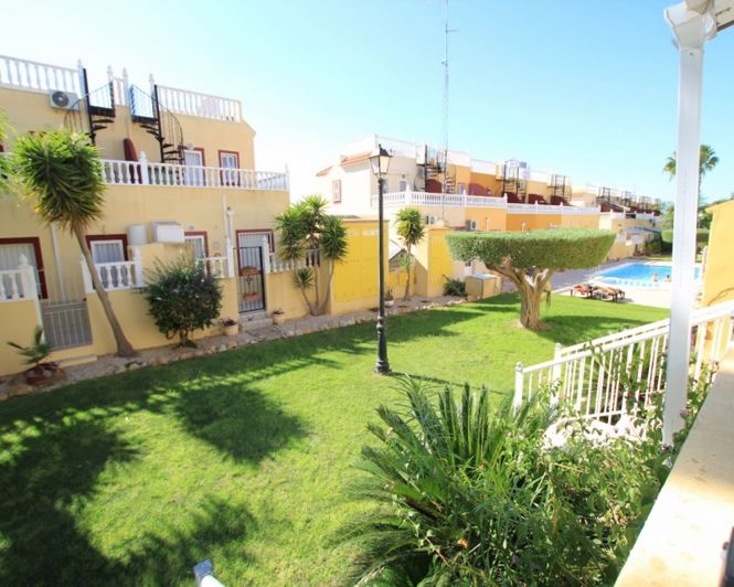 Image No.4-3 Bed Townhouse for sale