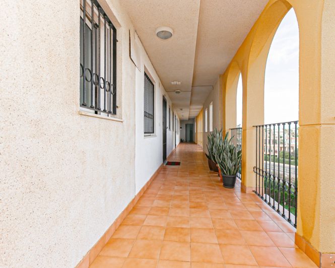 Image No.32-2 Bed Apartment for sale