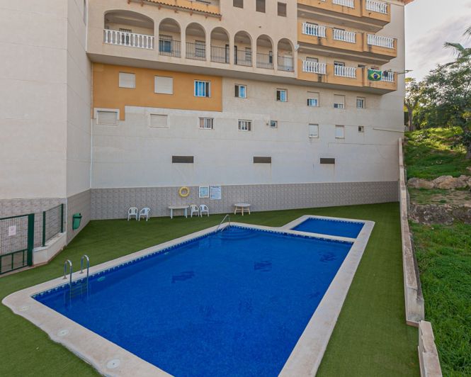 Image No.37-2 Bed Apartment for sale