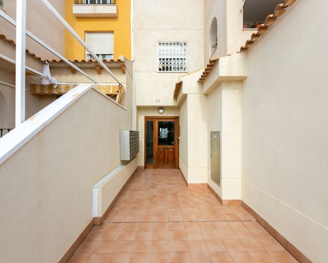 Image No.45-2 Bed Apartment for sale