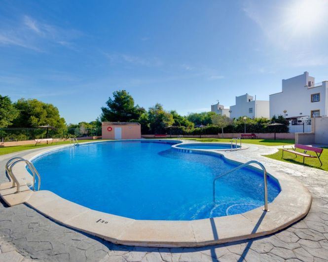 Image No.49-2 Bed Apartment for sale