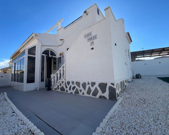 Image No.13-2 Bed Bungalow for sale