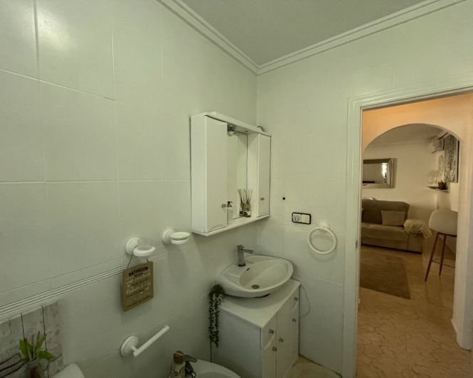 Image No.27-2 Bed Bungalow for sale