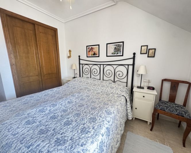 Image No.12-2 Bed Apartment for sale