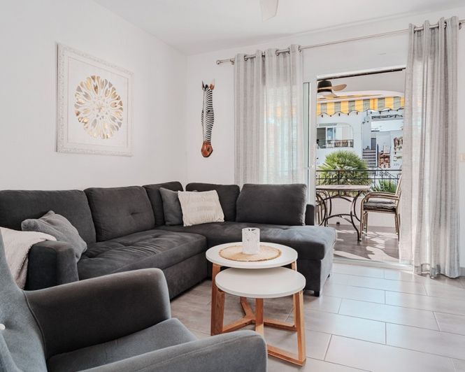 Image No.10-3 Bed Townhouse for sale