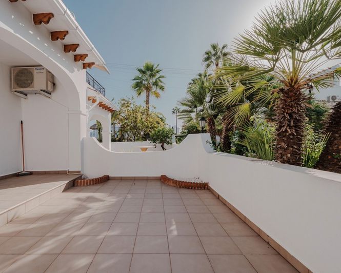 Image No.29-3 Bed Townhouse for sale