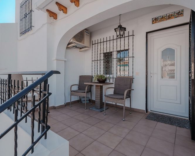 Image No.4-3 Bed Townhouse for sale