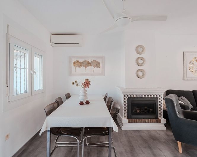 Image No.6-3 Bed Townhouse for sale