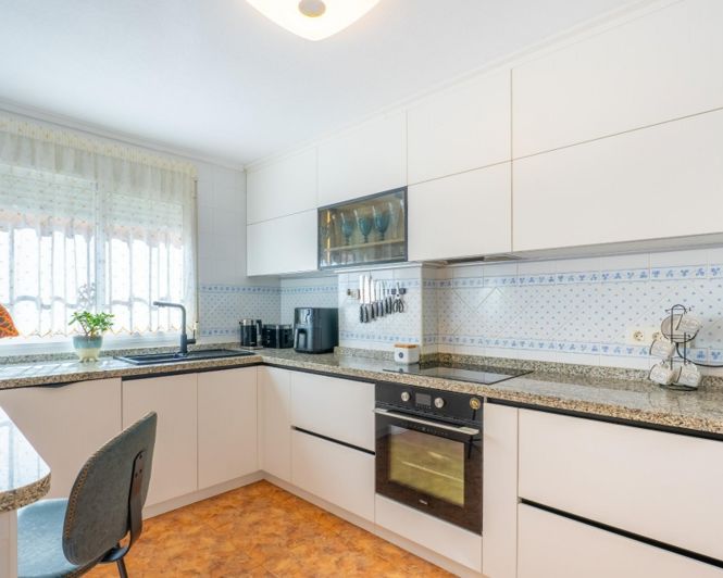 Image No.7-2 Bed Villa for sale