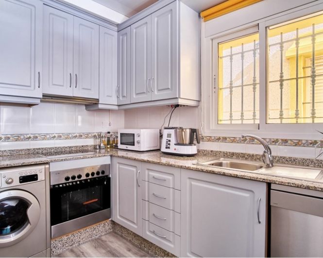 Image No.18-3 Bed Villa for sale