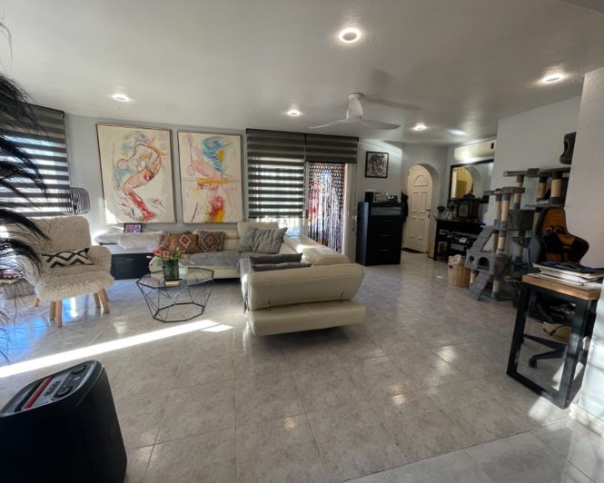 Image No.3-5 Bed Villa for sale