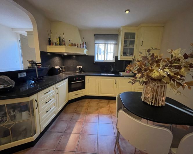 Image No.31-5 Bed Villa for sale