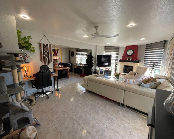 Image No.37-5 Bed Villa for sale