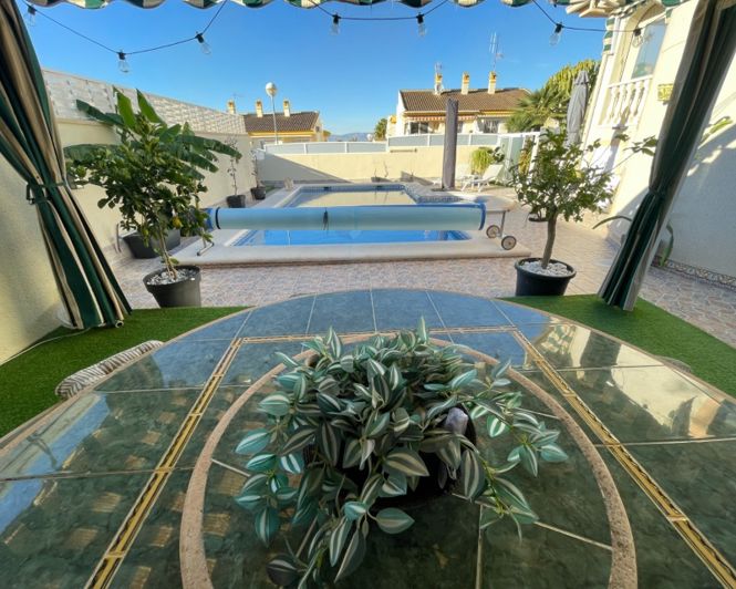 Image No.9-5 Bed Villa for sale