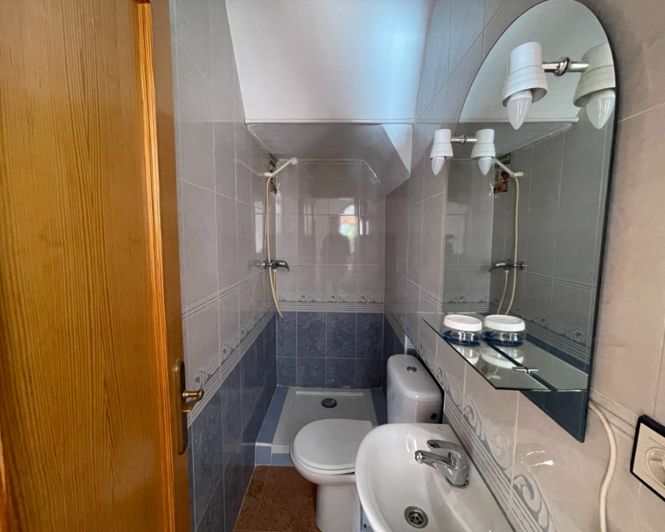 Image No.10-3 Bed Townhouse for sale